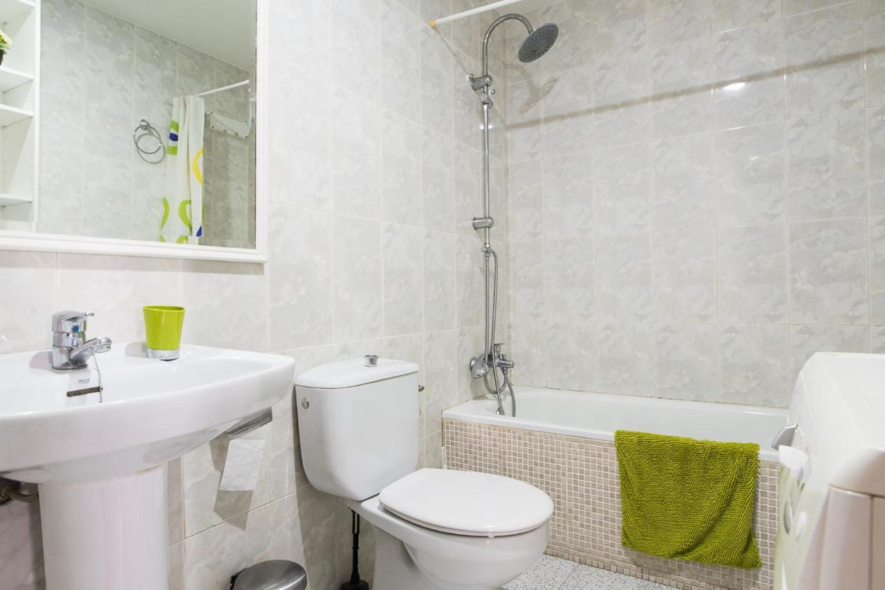 Malagaonbeach 1 - Two Bedrooms - Up To 3 People - 10 Meters Beach المظهر الخارجي الصورة