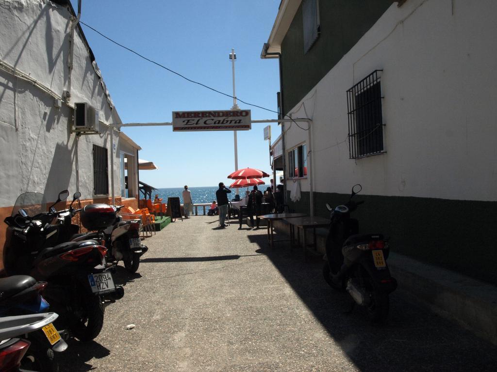 Malagaonbeach 1 - Two Bedrooms - Up To 3 People - 10 Meters Beach الغرفة الصورة